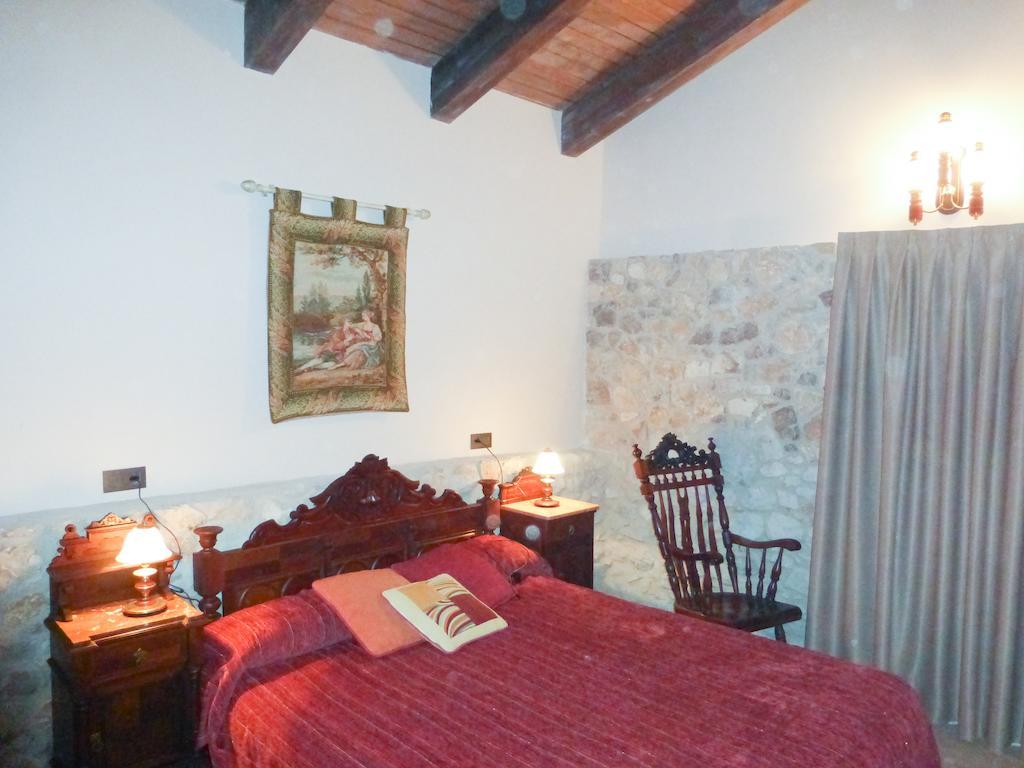 Viladomatrural La Nou de Bergueda Room photo
